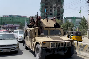 Taliban Humvee in Kabul, August 2021 (cropped).png