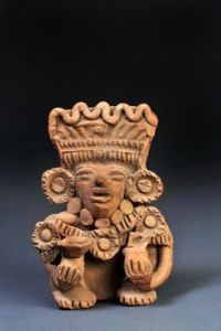 4861914-pre-columbian-zapotec-warrior-600ad.jpg