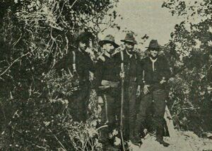 Снайперы роты м детройских тигров на Кубе, 1898.jpg