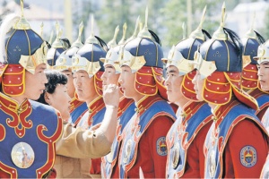 Рота почетного караула Монголи 03.jpg