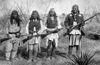 Apache_chieff_Geronimo_(right)_and_his_warriors_in_1886.jpg