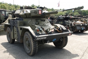 FV721 Fox armoured fighting vehicle (2008-08-09).jpg