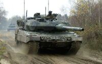 Holland Leopard 2A6.jpg