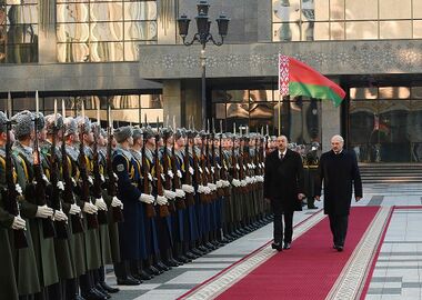 Official welcoming ceremony for Ilham Aliyev was held in Belarus 05.jpg