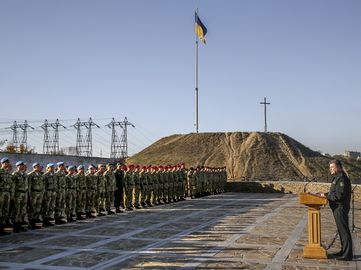 Рабочая поездка Президента Украины в Запорожскую область, 14 октября 2014 года10.jpg