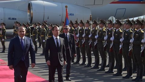Dmitry Medvedev in Armenia 2017 (2).jpg